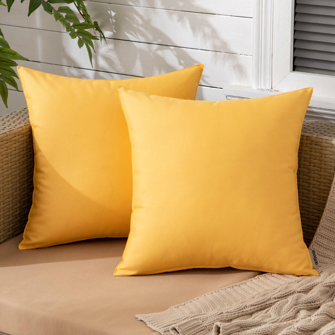 Set of 2 Outdoor Cushions with Waterproof Covers Included 45x45 cm The Towel Shop