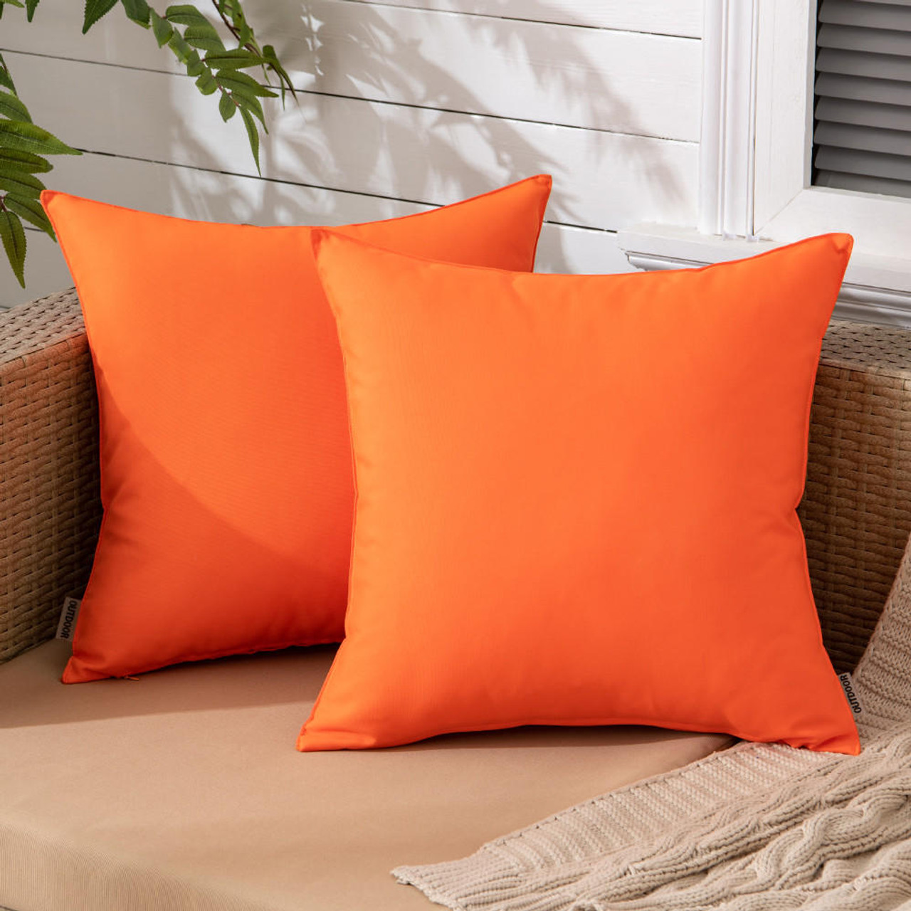 Set of 2 Outdoor Cushions with Waterproof Covers Included 45x45 cm The Towel Shop