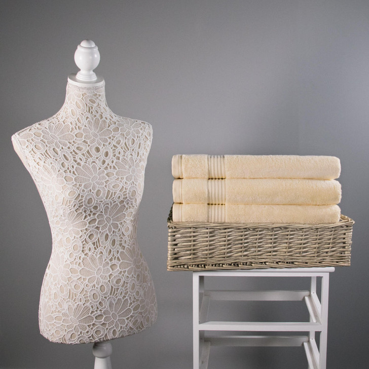 700 GSM Ultimate Bamboo Cream Bath Towel - Single Piece70cm x 130cm